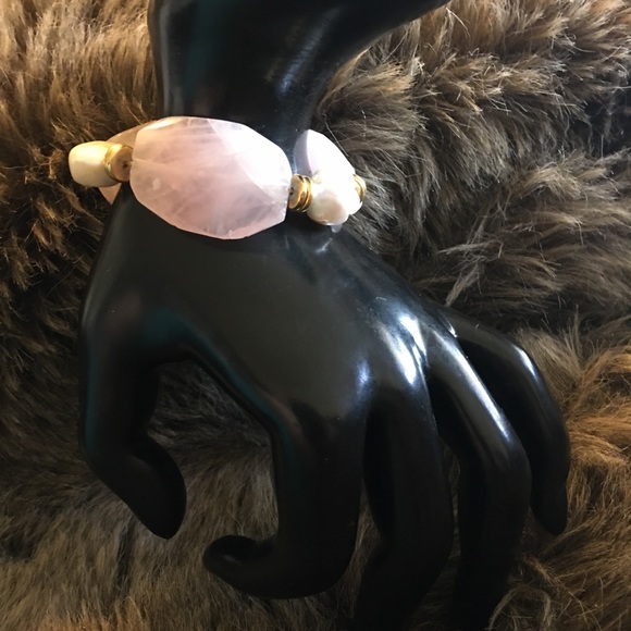 Faceted pink quartz mother of pearl bracelet - Picture 3 of 7